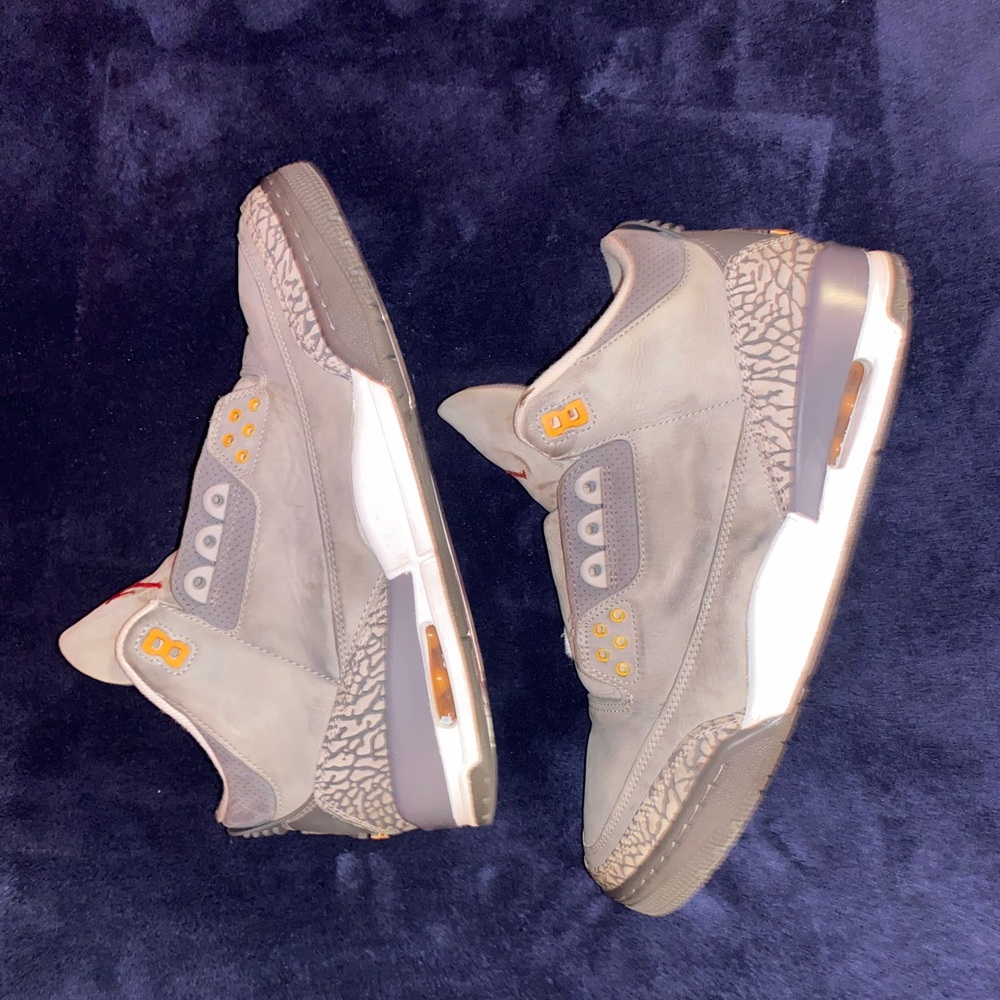 Air Jordan 3 Retro Cool Grey Sneakers